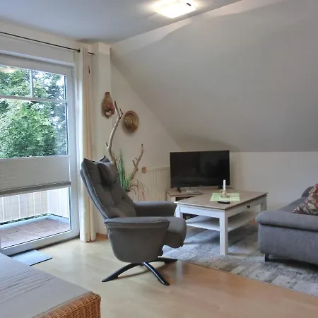 F6 Apartment